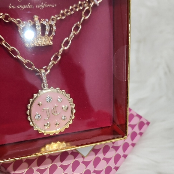 🔹️Juicy Couture🔹️ Gold Crown Necklace with Pink Pendant - Picture 5 of 7